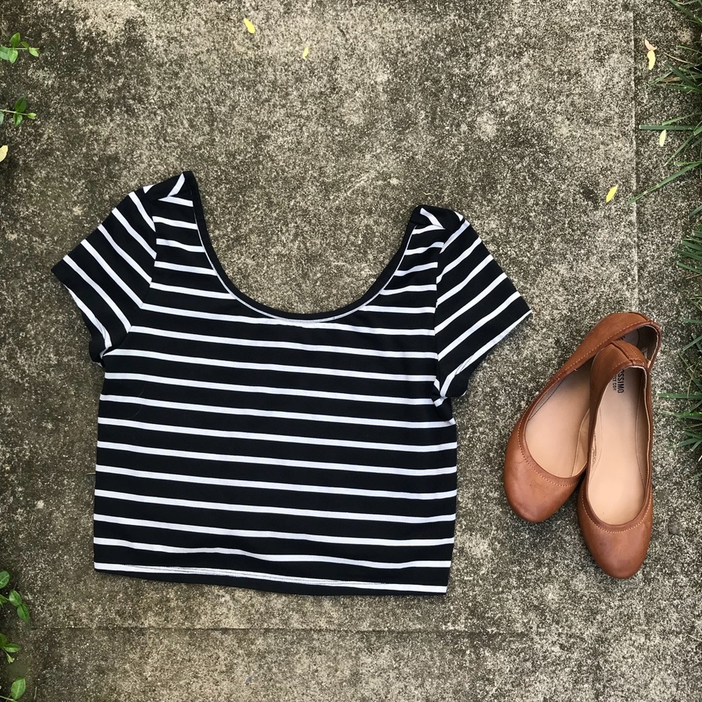 Mossimo • Striped Scoop Neck Crop Top • Large - Picture 6 of 6